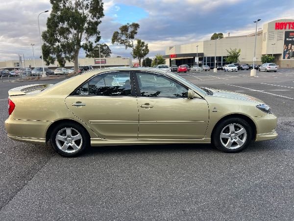 Car Image 16